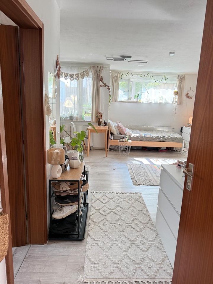 Thumbnail-1-Zimmer Einliegerwohnung mit Einbauküche