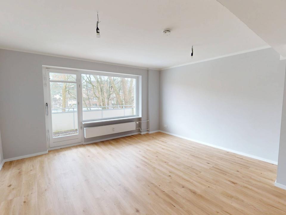 Thumbnail-Vollständig renovierte 2-Zimmer-Wohnung mit BALKON und EBK in Hamburg-Meiendorf