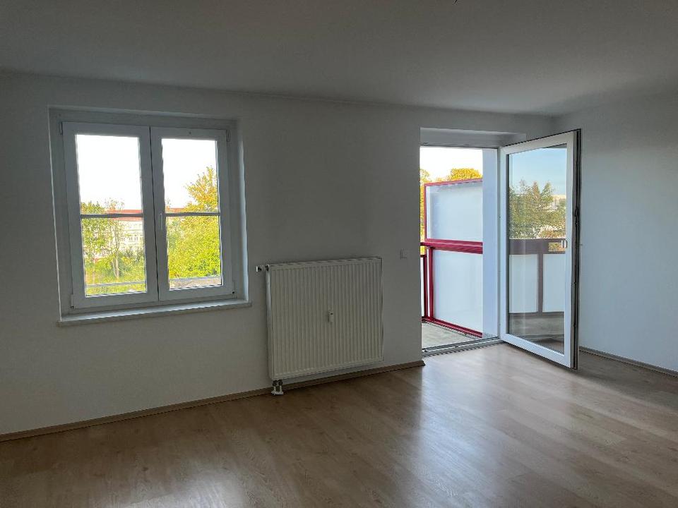 Thumbnail-3 Raum Wohnung in ruhiger Lage 3. OG links mit Balkon