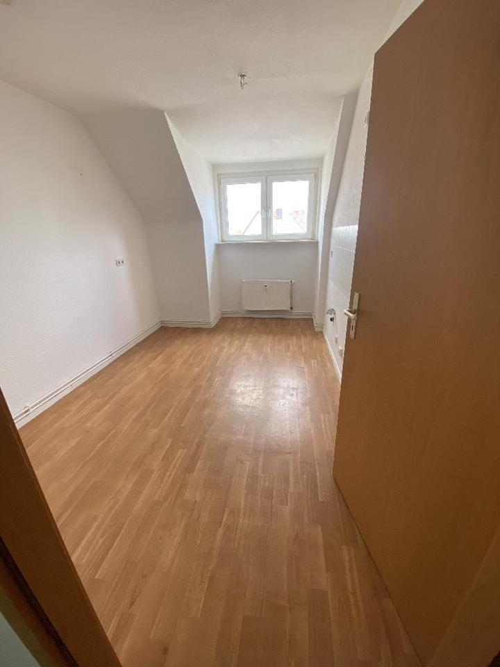 Thumbnail-Gemütliche 2-Raumwohnung im Dachgeschoss