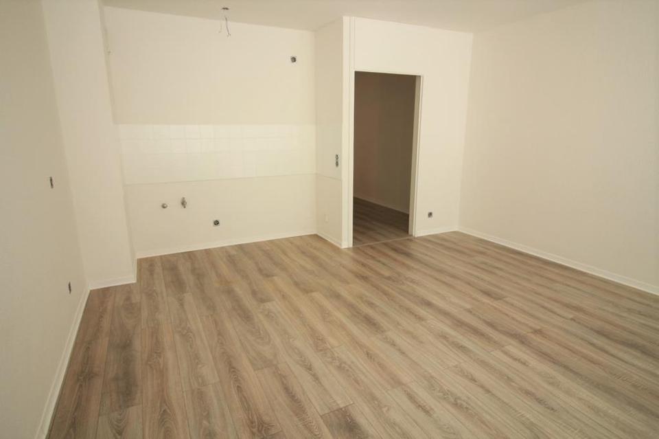 Thumbnail-* LEBHAFTES Haus - schön renovierte 1 ZW * Aufstocker willkommen * für 1 PERSON * BEZTENBERG *