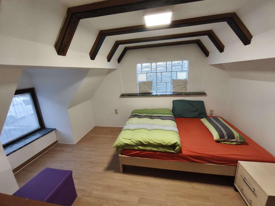 Thumbnail-Haus Häusle Alleinstehend inkl. Garage Stellplatz u. Garten