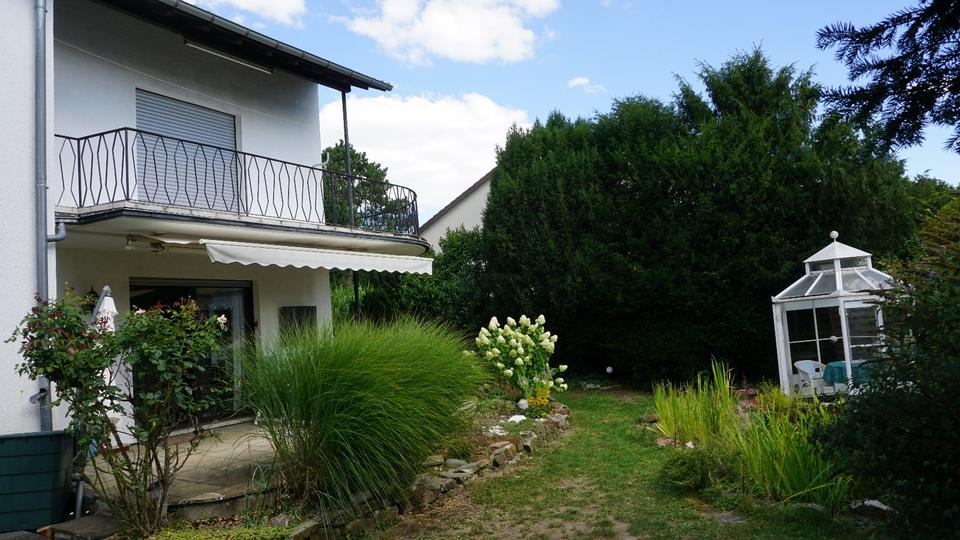 Thumbnail-Sehr schönes freistehendes Einfamilienhaus mit Garten - WI-Südost