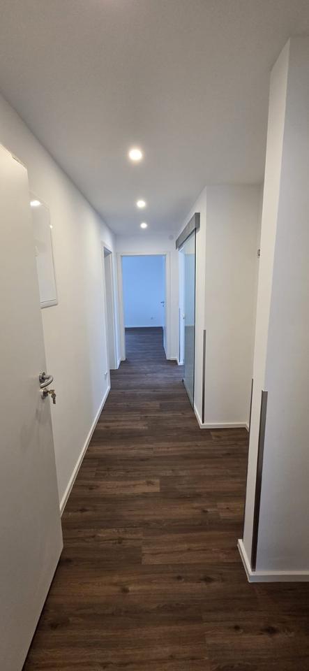 Thumbnail-Stilvolle 4-Zimmer-Wohnung mit Balkon in Arnegg (Blaustein)