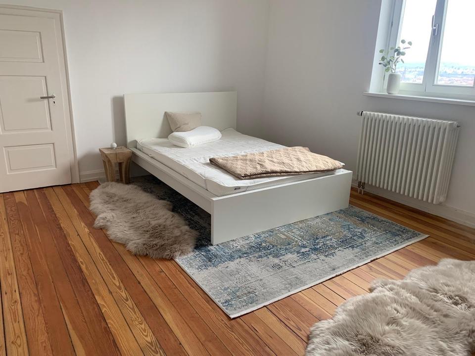 Thumbnail-Möbliertes WG Zimmer in gepflegter Altbauvilla