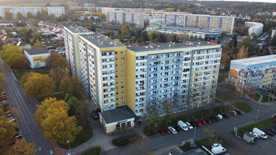 Thumbnail-Schöne Dreiraumwohnung mit großem Balkon und Aufzug