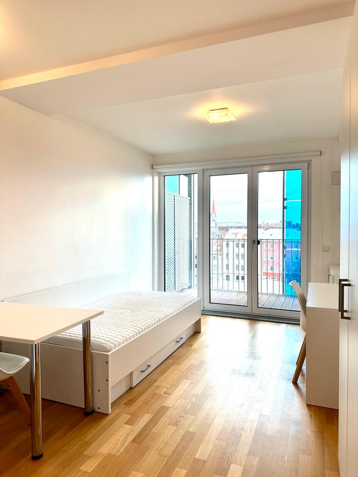 Thumbnail-Möblierte Einzimmerwohnung mit großem Balkon – StudentAzubi