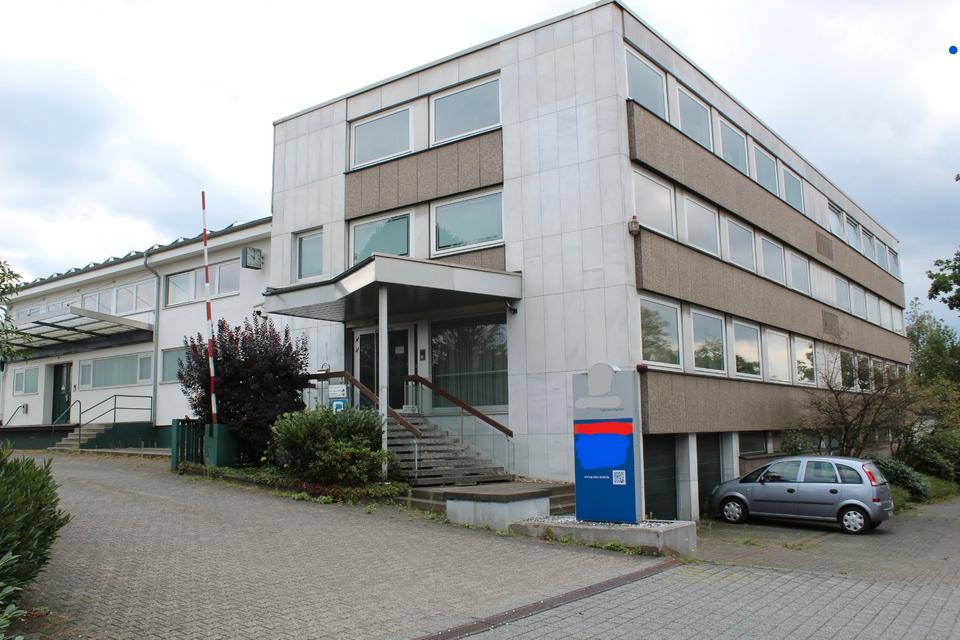 Thumbnail-Gewerbepark Wittenerstr. 222 - Lagerflächen mit 110qm, 165qm, 209qm und 440qm in Wuppertal Nächstebreck