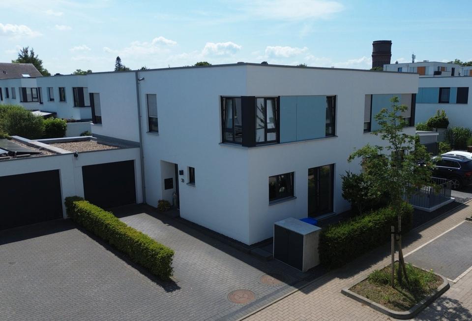 Thumbnail-Familienglück in ruhiger Spielstraße–modernes Zuhause mit Garage