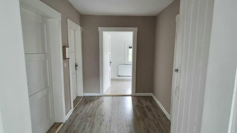 Thumbnail-Helle 3-Zimmer Wohnung- 73 m² - Gartensitzplatz - zentral