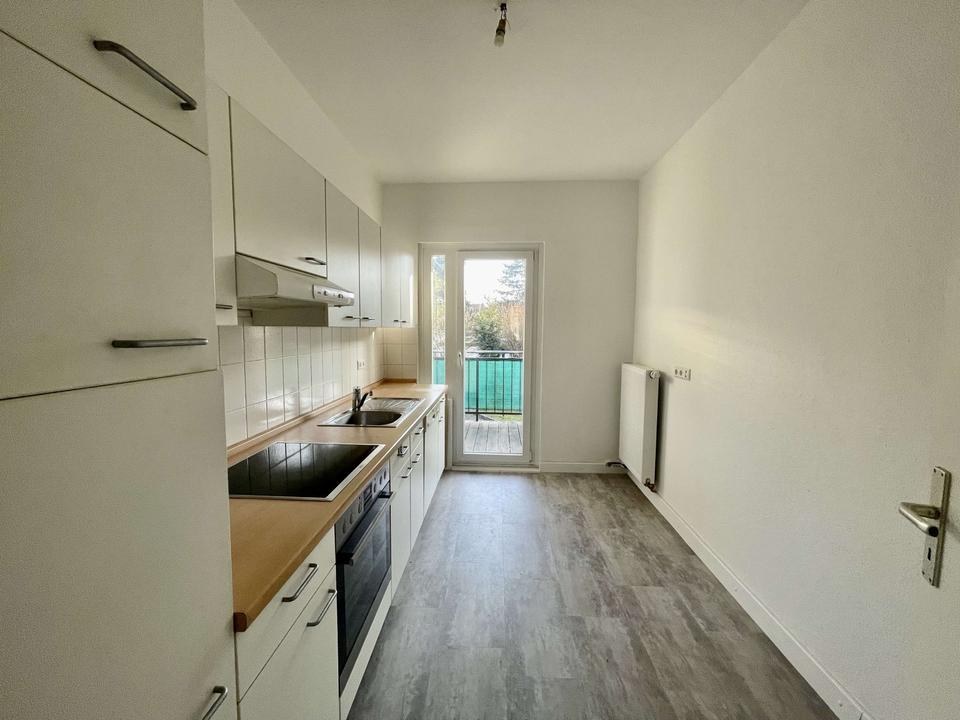 Thumbnail-3-Zimmer-Wohnung mit Balkon und EBK am Döhrener Turm, 73 qm