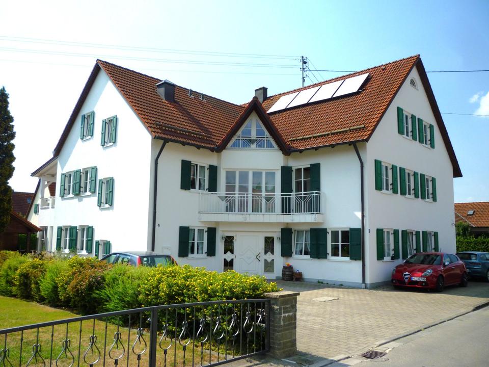 Thumbnail-202 qm sehr schöne 6 Zimmer-Wohnung mit Garage