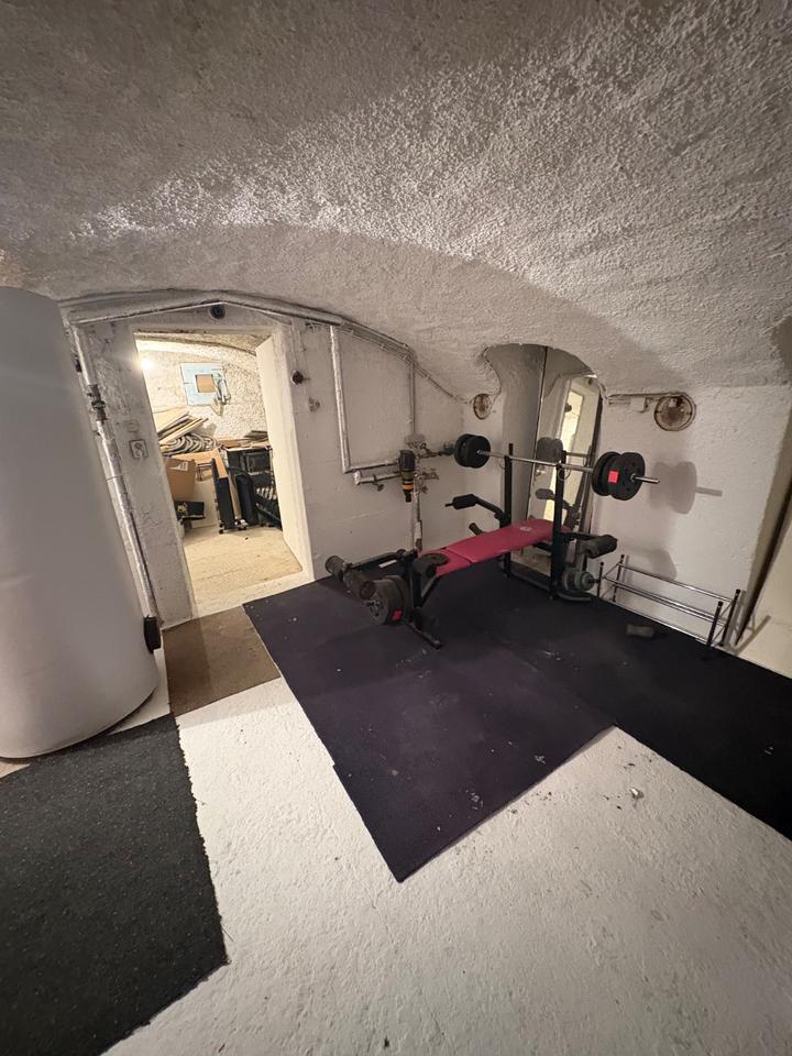 Thumbnail-Lager, Hobbyraum, Hobbywerkstatt, Bunker, Gewölbekeller mit Strom