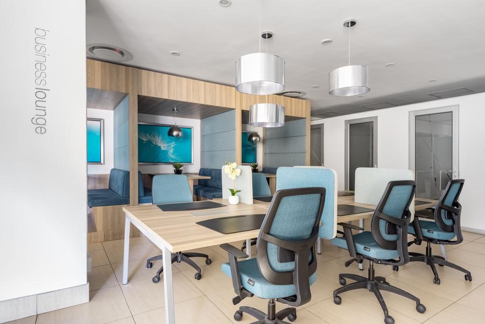 Thumbnail-Coworking-Bereich in Regus Von Richthofen Park