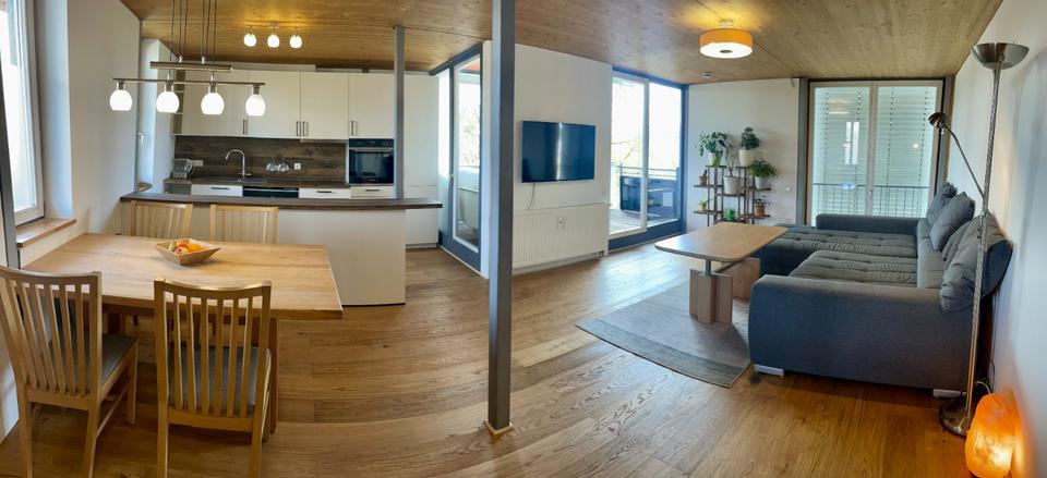 Thumbnail-Moderne, möblierte 3-Zi.-Wohnung (76 m²), 2 SZ, Carport, Balkon