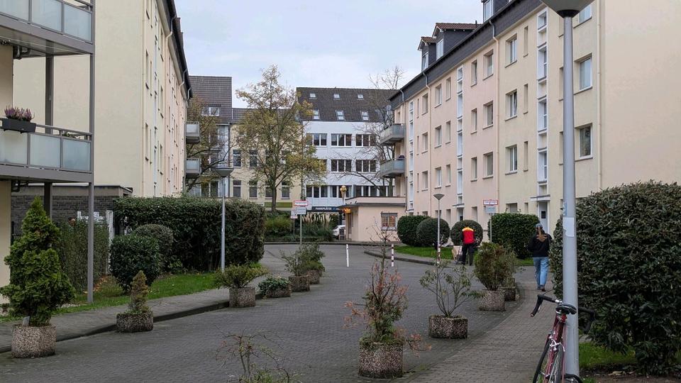 Thumbnail-Köln Lindenthal 2 Zimmer, Balkon