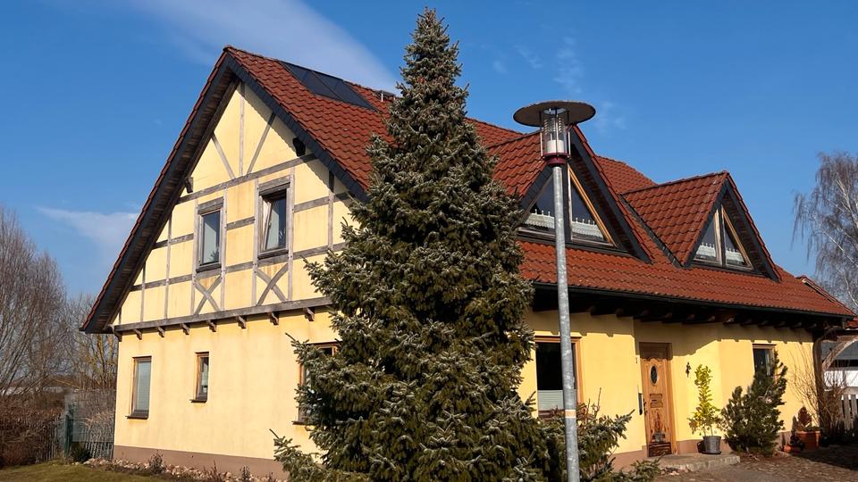 Thumbnail-Gemütliches Eigenheim für Fam. mit bis zu 4 Kindern zu verkaufen