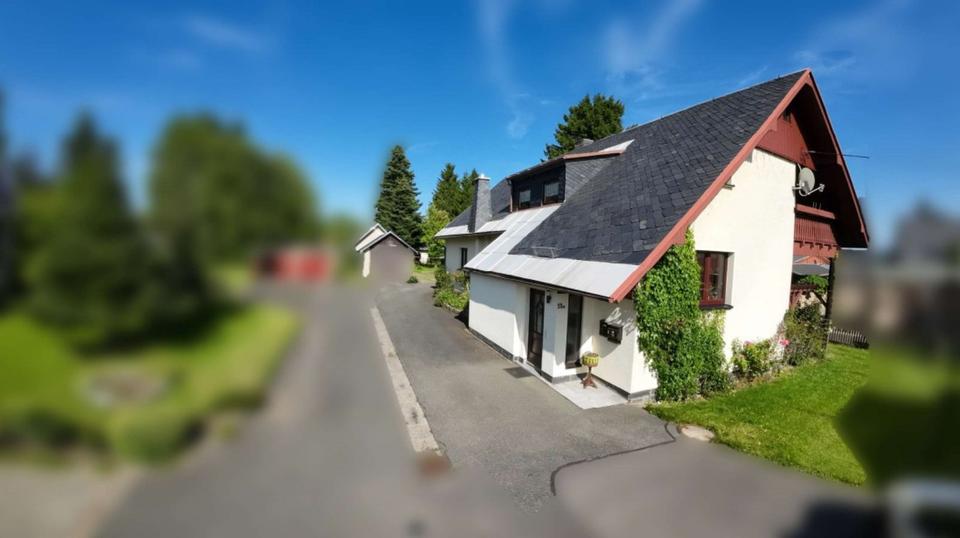 Thumbnail-Großes Einfamilienhaus in Grünbach im Vogtland - flexibel nutzbar