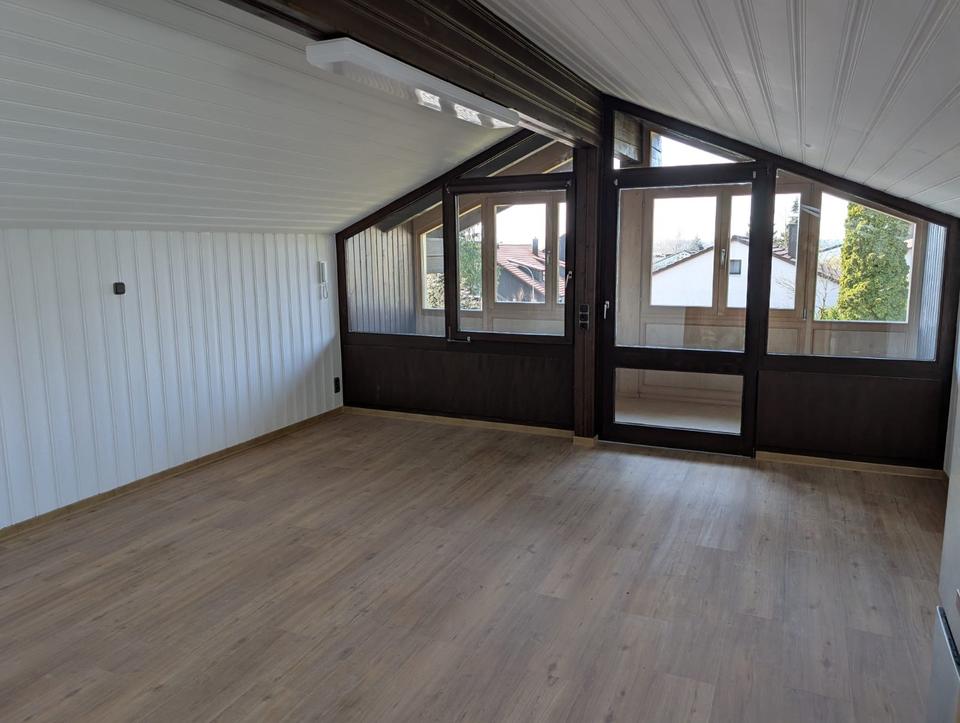 Thumbnail-Kleine Dachgeschoss Wohnung Landau an der Isar