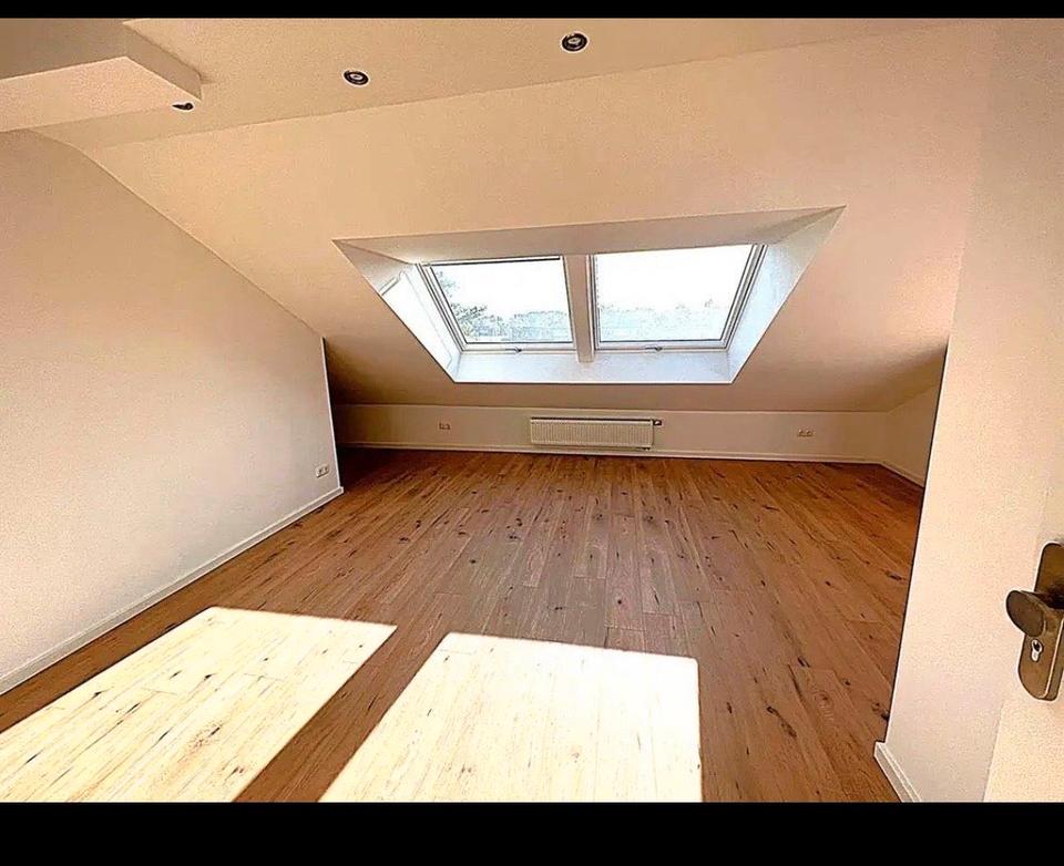 Thumbnail-Sehr helle renovierte Wohnung in ruhiger Lage in Düren