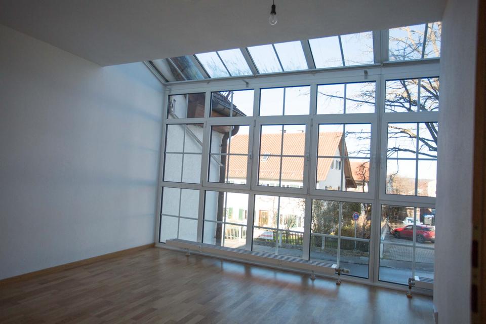 Thumbnail-Helle und großzügige 2,5–3 Zimmer Wohnung in Herrsching