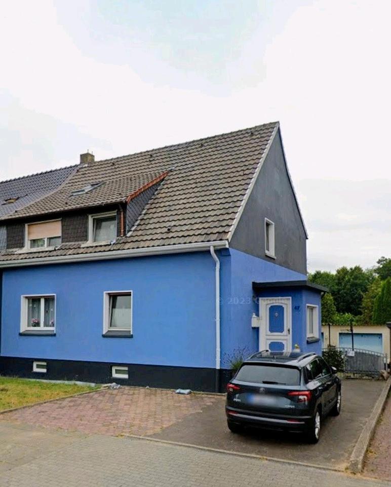 Thumbnail-Doppelhaushälfte mit 2 Wohneinheiten, 2 Garagen, Vollkeller