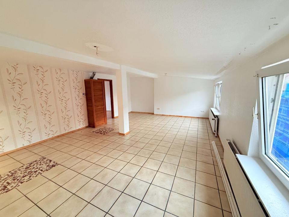 Thumbnail-Schöne 4-Zimmer Wohnung + Garage