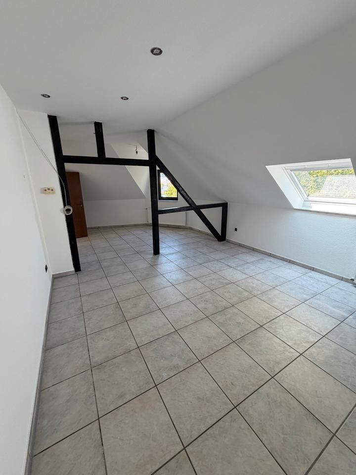 Thumbnail-Großzügige, helle Dachgeschosswohnung in Herten-Scherlebeck