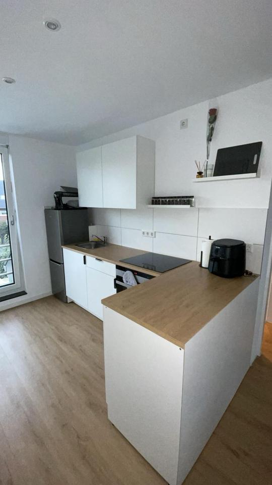 Thumbnail-2-Zimmer-DG-Wohnung+Küchenzeile+Stellplatz - Leverkusen-Rheindorf