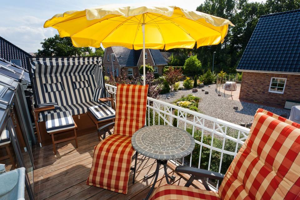 Thumbnail-Möblierte DG-Wohnung mit Balkon u. Carport in Pelzerhaken