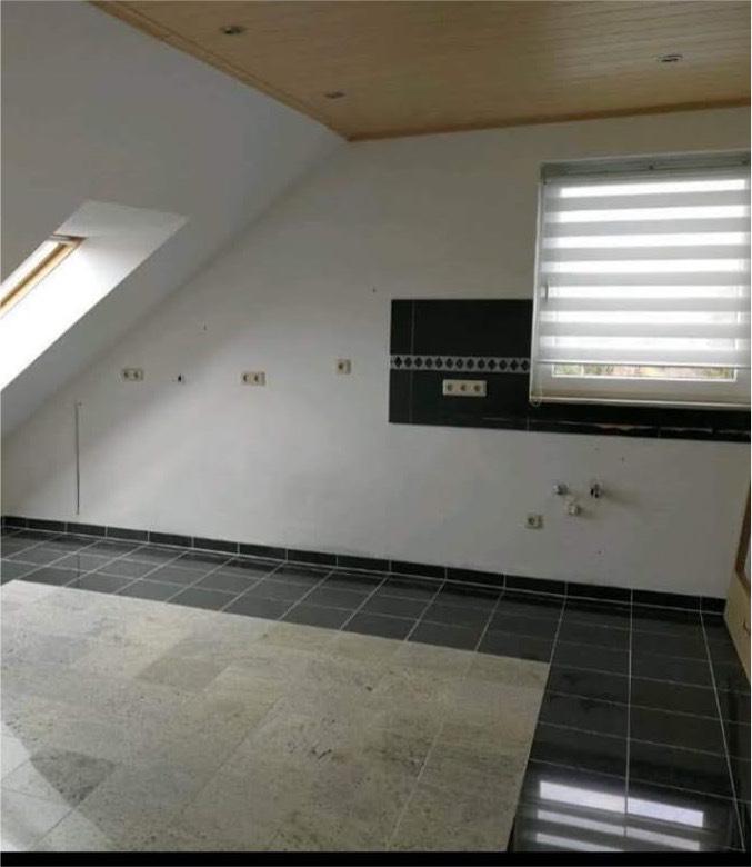 Thumbnail-Schöne, große Mietwohnung in Schiffweiler