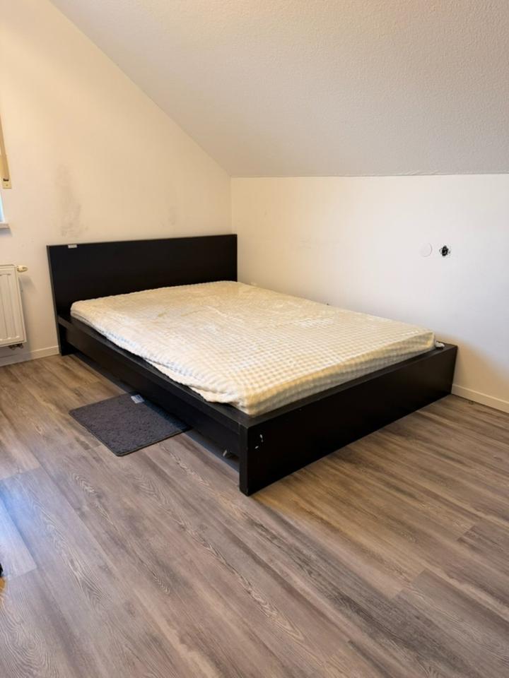 Thumbnail-Möbliertes Zimmer in freundlicher 3-Personen-WG