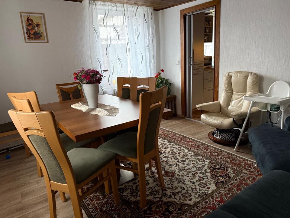 Thumbnail-Wohnhaus mit Nebengebäude