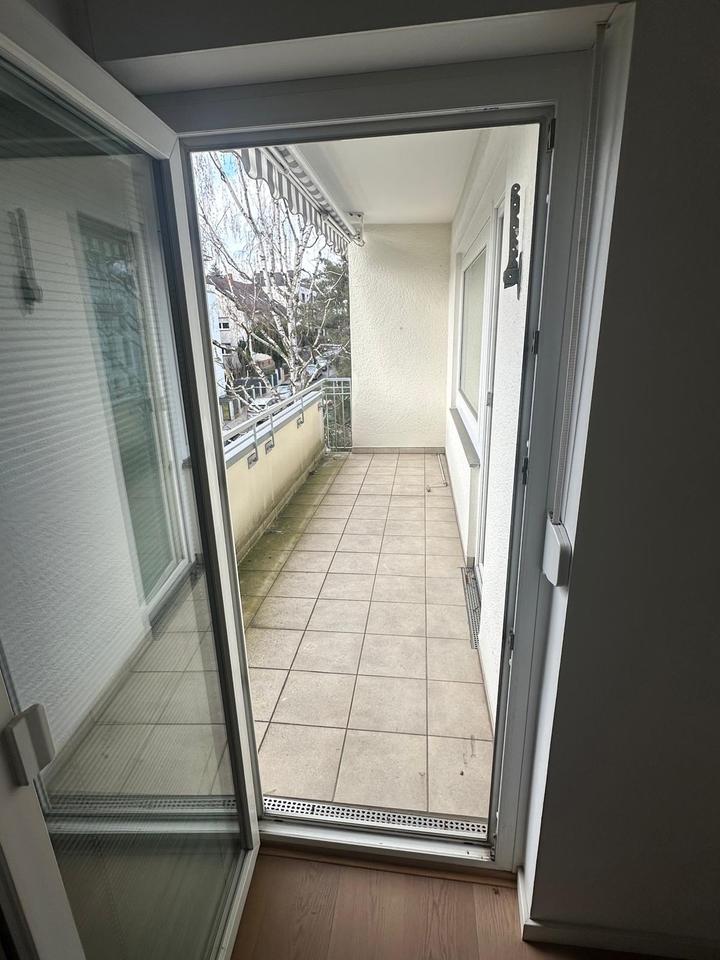Thumbnail-2 Zimmerwohnung mit Einbauküche und Balkon in Bornheim Seckbach