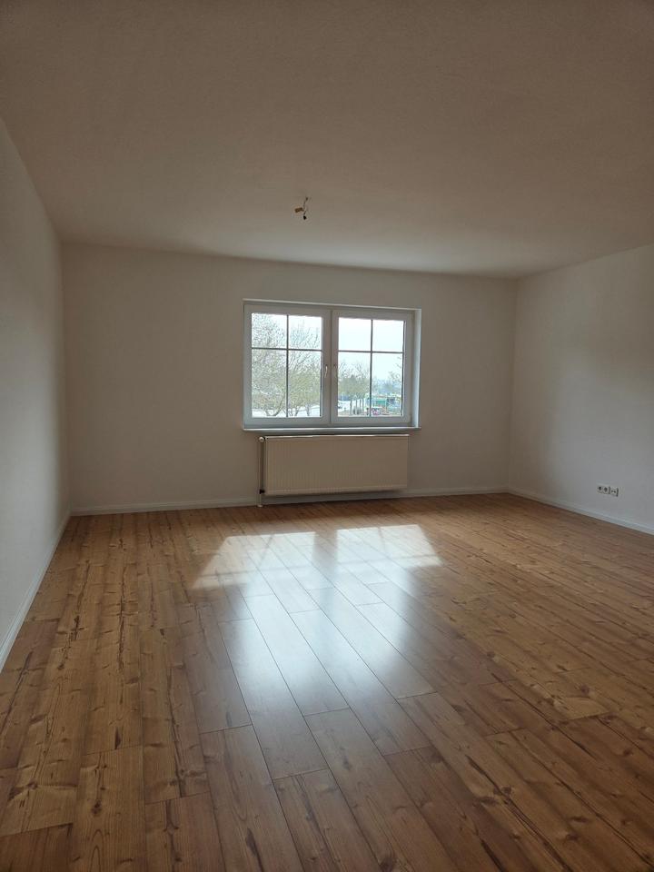 Thumbnail-sanierte 2-Raum-Wohnung mit Duschbad und HWR. 500m zum Strand!