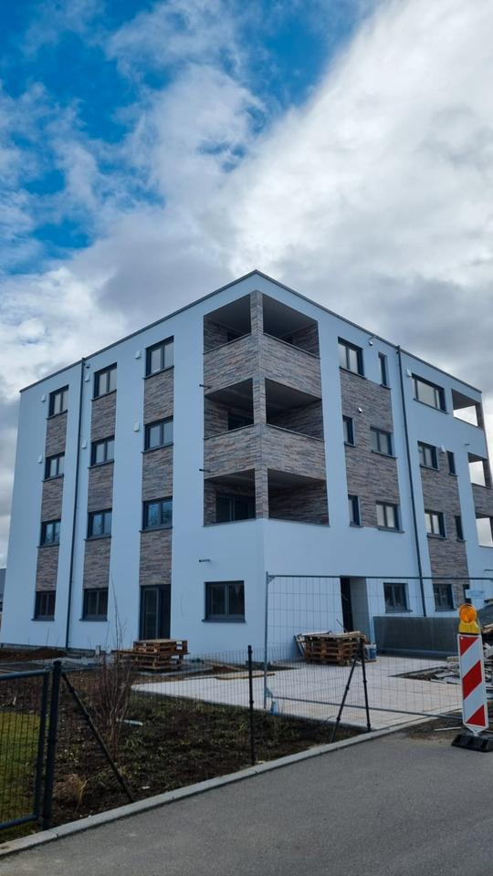 Thumbnail-Luxuriöse 2-Zimmer Neubau-Wohnung in Laupheim