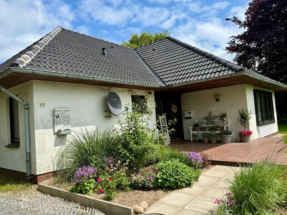 Thumbnail-Bungalow mit großem Grundstück zwischen Schwabstedt und Ostenfeld