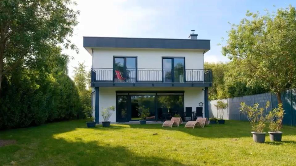Thumbnail-Familienidylle auf Rügen-Bergen, courtagefrei, zu verkaufen