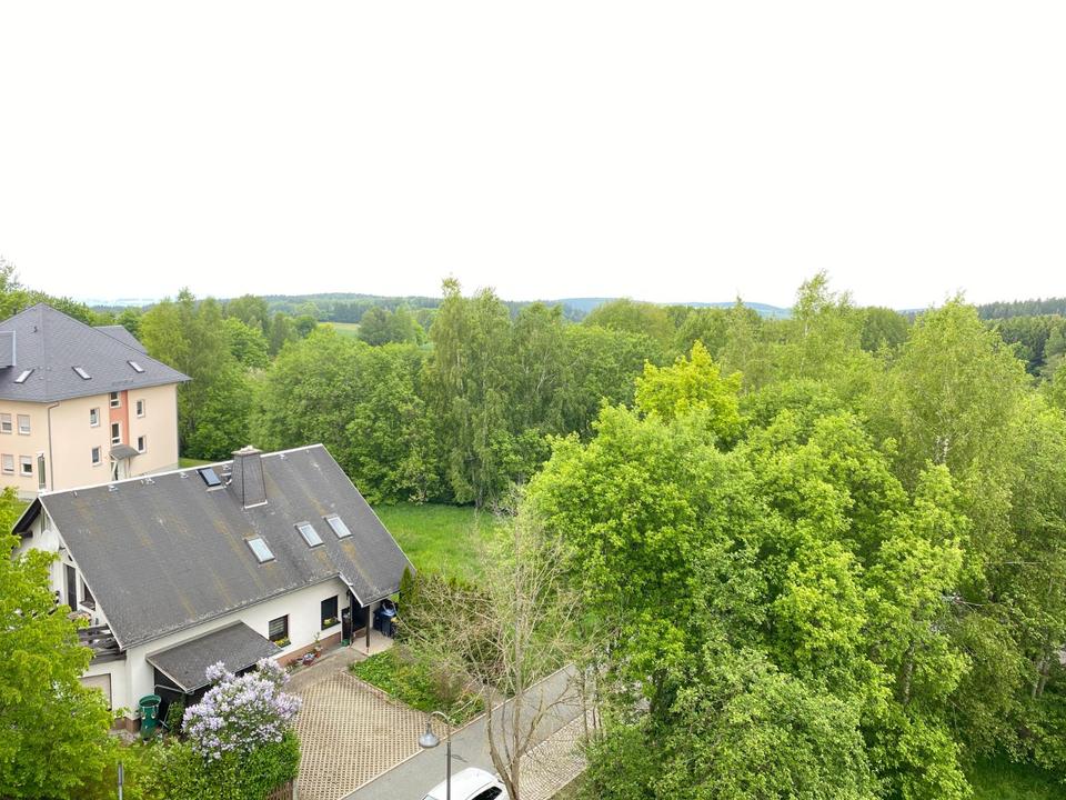 Thumbnail-2 Monate kaltmietfrei! Tolle 3 -Raumwohnung mit Balkon und Blick ins Grüne