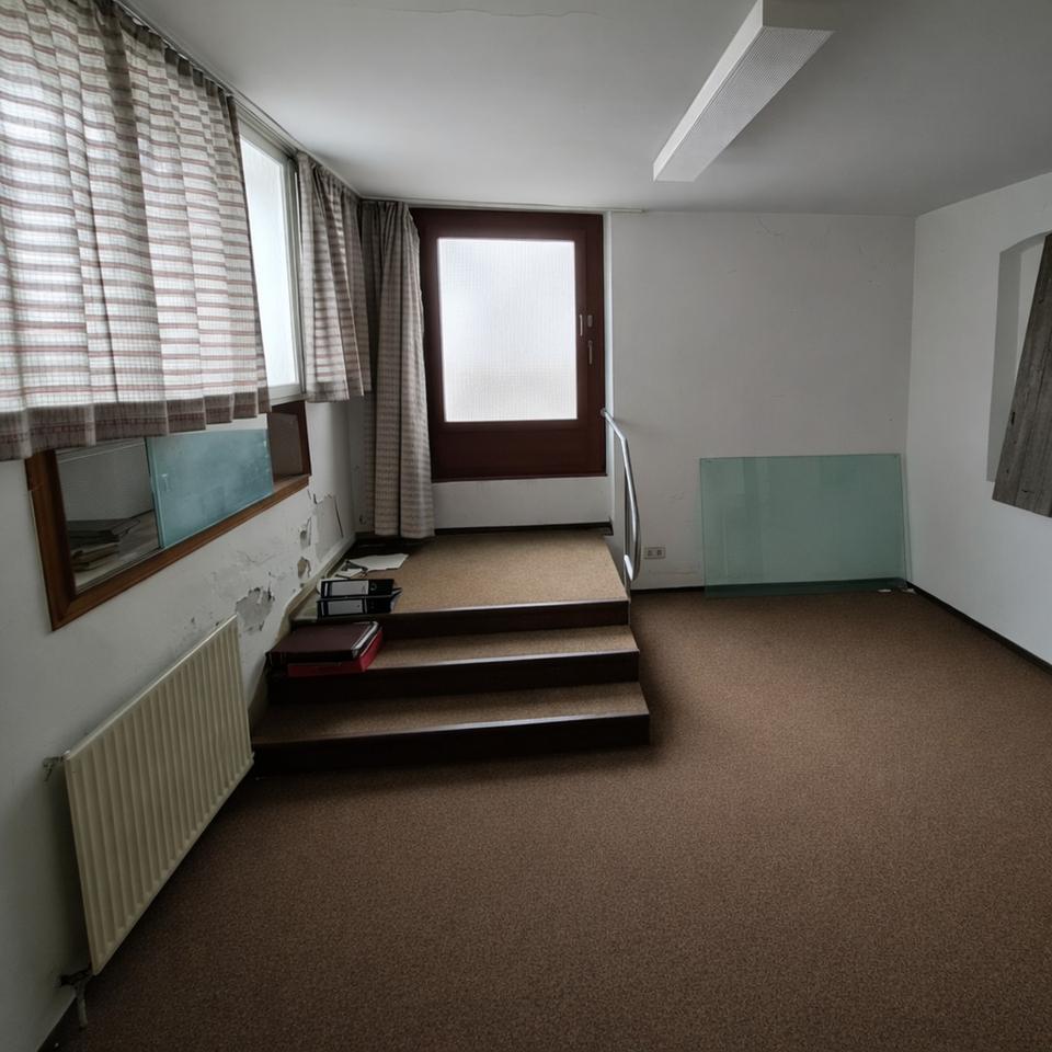 Thumbnail-Großzügiger Lager- oder Abstellraum (ca. 32 m²) – vielseitig nutzbar!