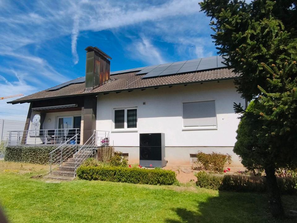 Thumbnail-Haus b. Bamberg: Bungalow, 1070m² , Wärmepumpe | Provisionsfrei.