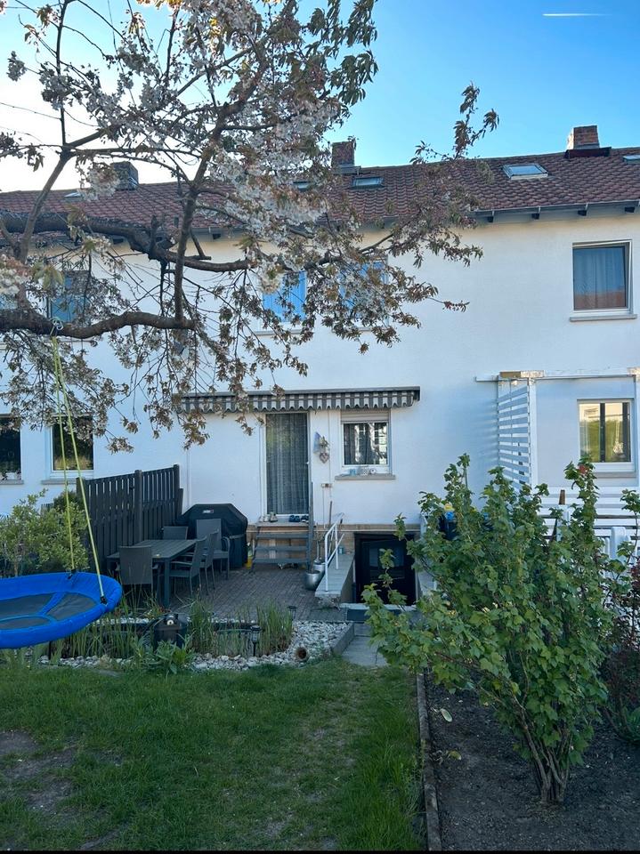 Thumbnail-Gepflegtes Reihenhaus in gute Lage von Lauterbach zu verkaufen!