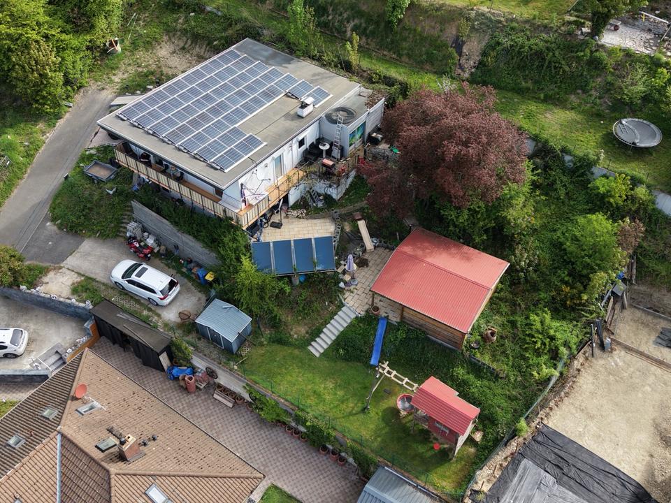 Thumbnail-Freistehendes Einfamilienhaus mit großem Garten in 65388