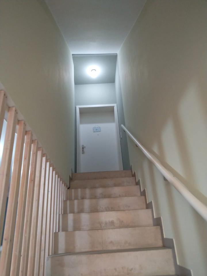 Thumbnail-PRIVATVERMIETER 1 ZIMMER IN WG ZU VERMIETEN für Stundenten ideal