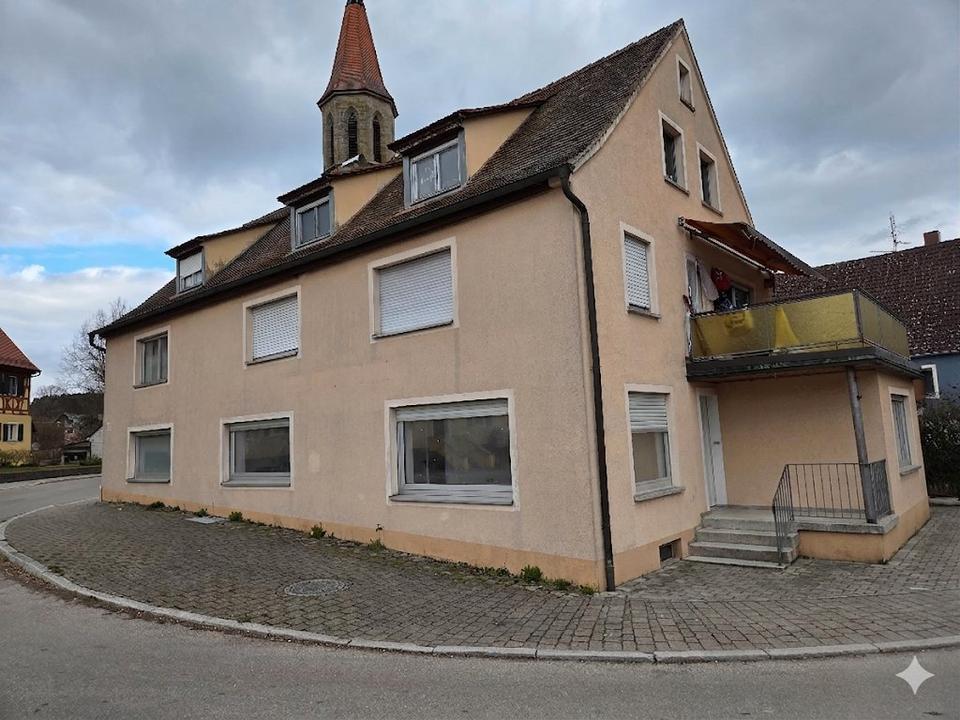 Thumbnail-Verkaufe 5-Familienhaus in Wieseth - EG kernsaniert