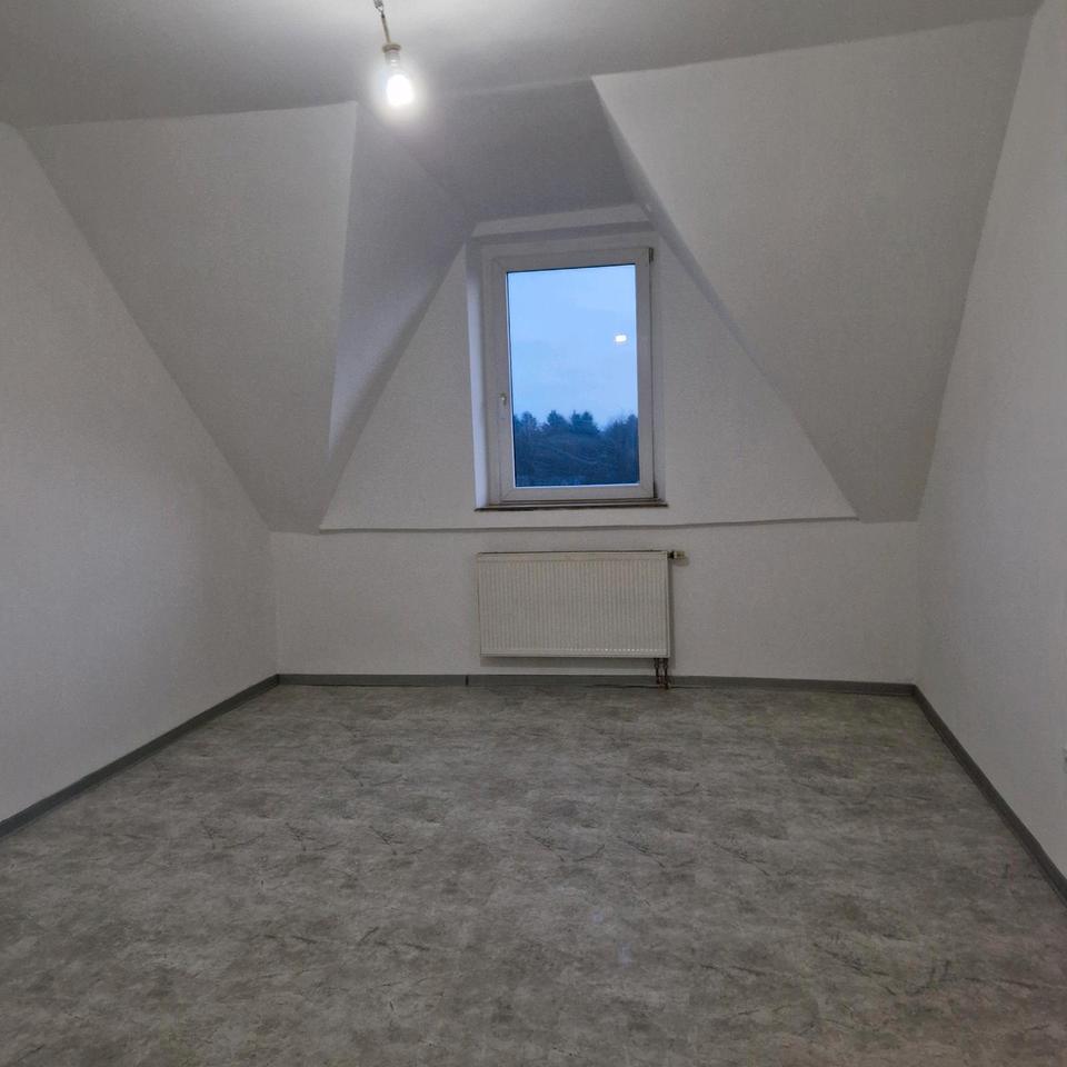 Thumbnail-Mietwohnung im Mehrfamilienhaus in SG-Wald