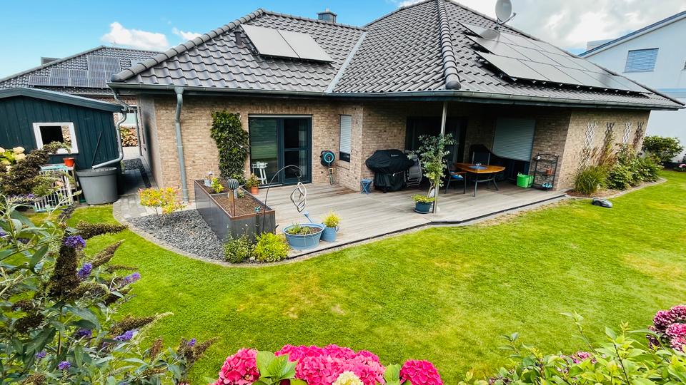 Thumbnail--Provisionsfrei- Toller Bungalow mit großzügiger Ausstattung