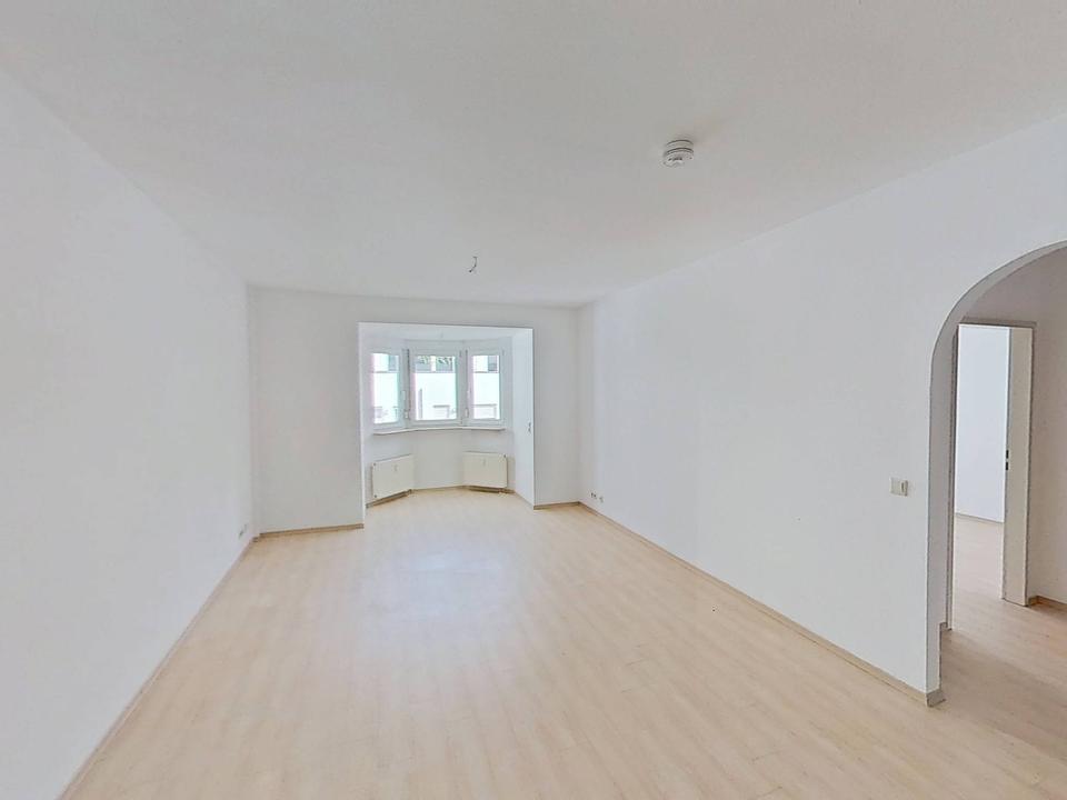 Thumbnail-++ Schicke 3-Zimmer-Wohnung mit Einbauküche in Stuttgart ++