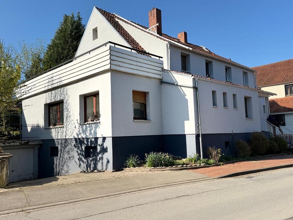 Thumbnail-4-Zimmer-Wohnung mit 133 qm in Bad Holzhausen zu vermieten