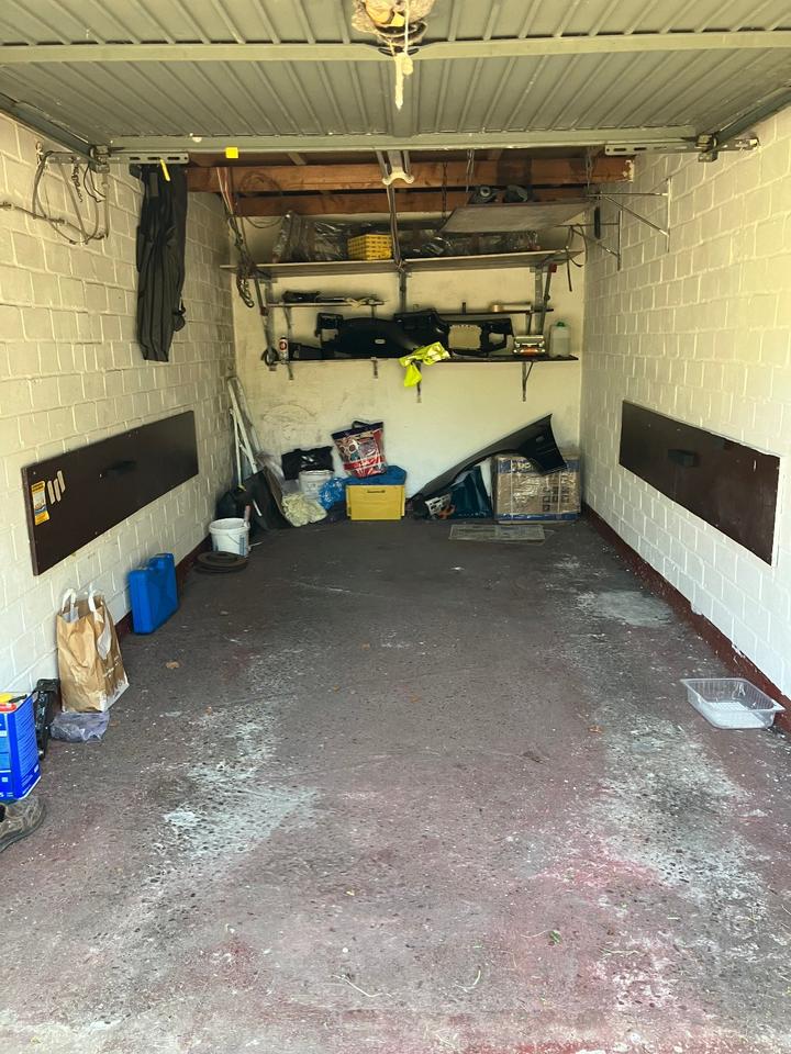 Thumbnail-Garage von Privat in einem WEG